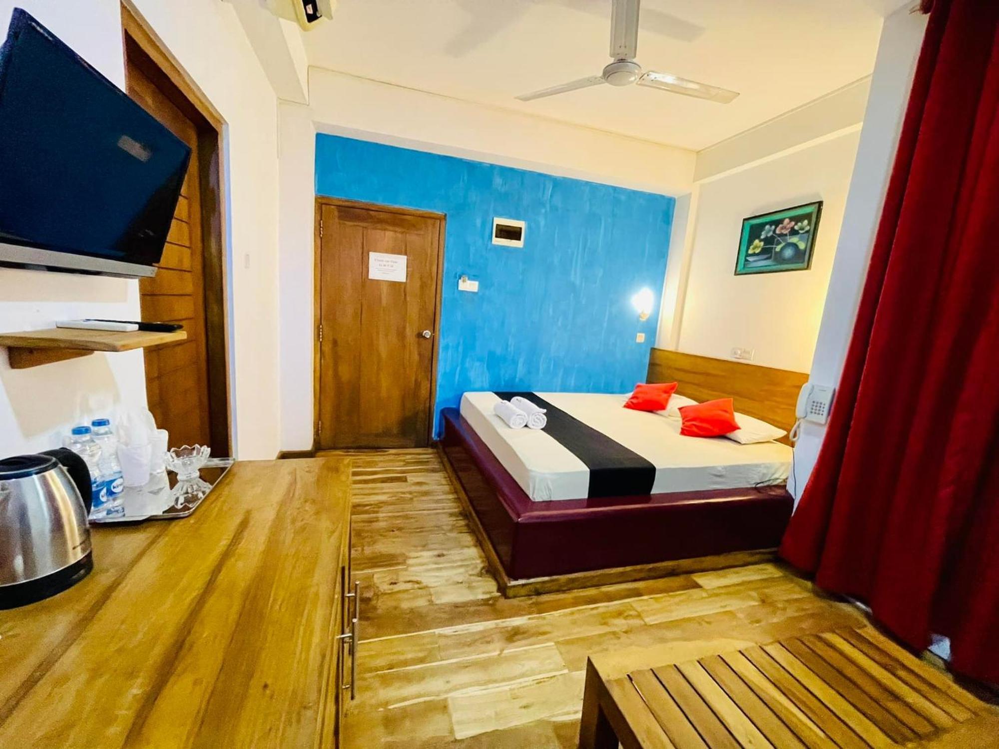 Hotel Sea Line 高尔 外观 照片